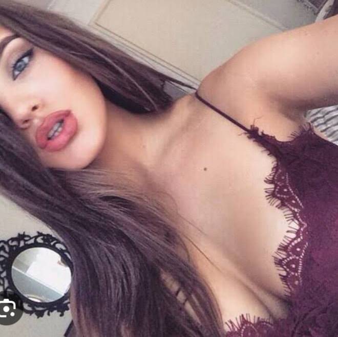 Zeytinburnu Escort Bayan Burcu İle Hayatın Tadını Çıkarın