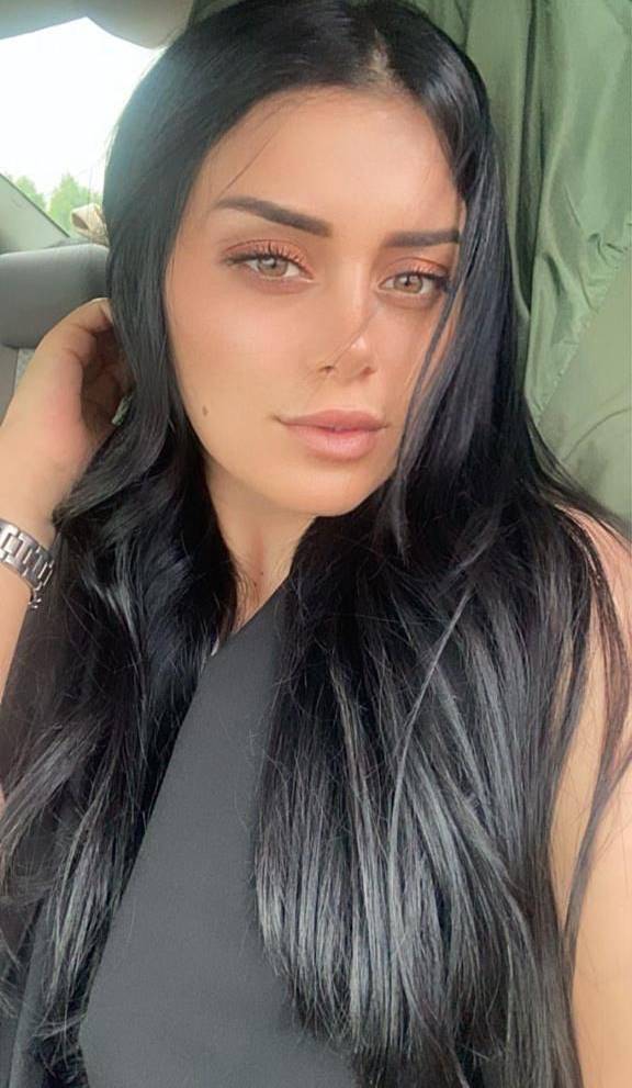 Zeytinburnu Escort Bayan Burcu İle Sınırları Zorlayan İlişkiler