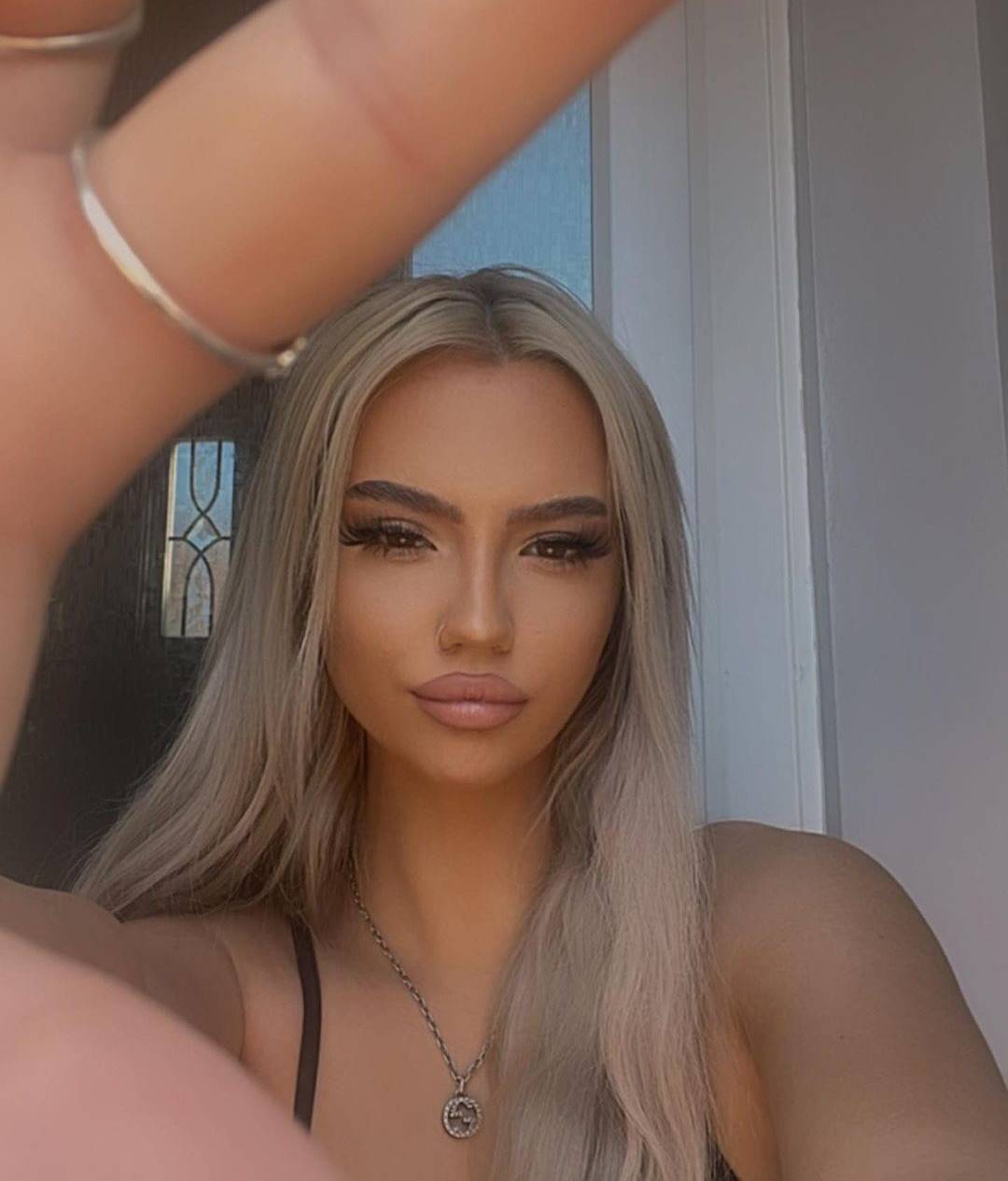 Zeytinburnu Escort Büşra İle Geceler Zevk Verici