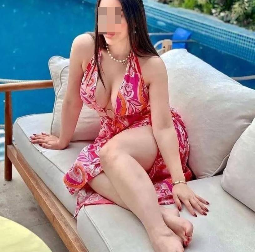 Zeytinburnu Escort Gülsüm İle Sınırları Zorlayın Ve Zevki Hissedin